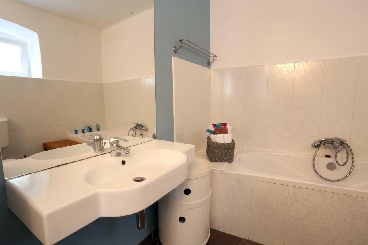 Apartman Laval Trsat Apartment Rijeka Exterior photo